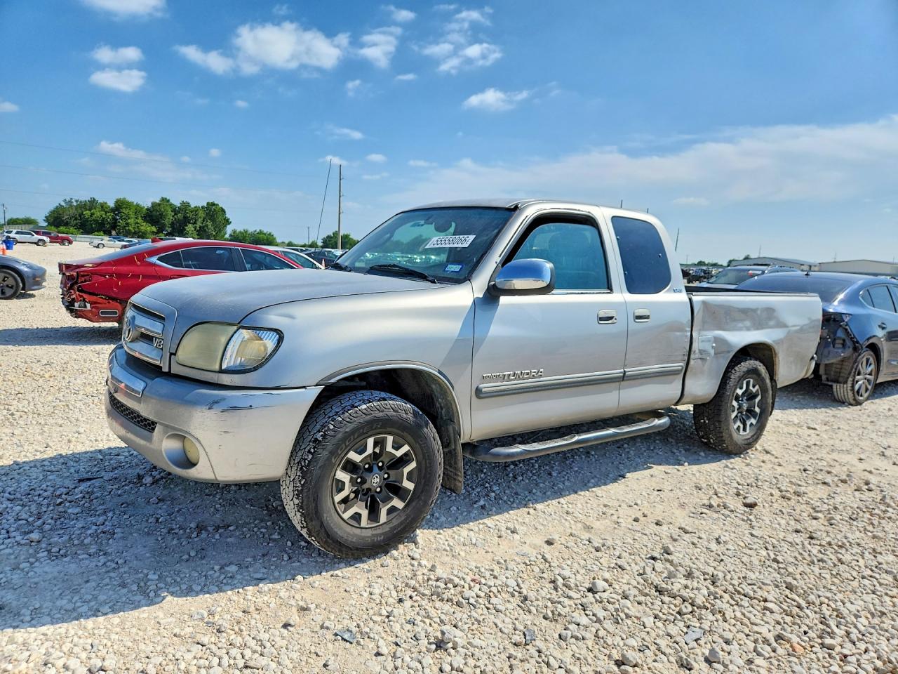 Salvage Toyota Tundra Image