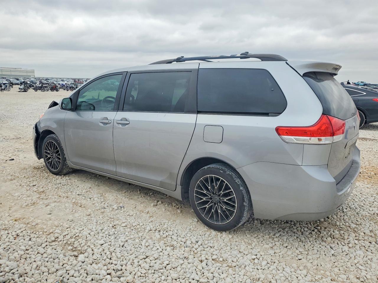 Toyota Sienna Xle