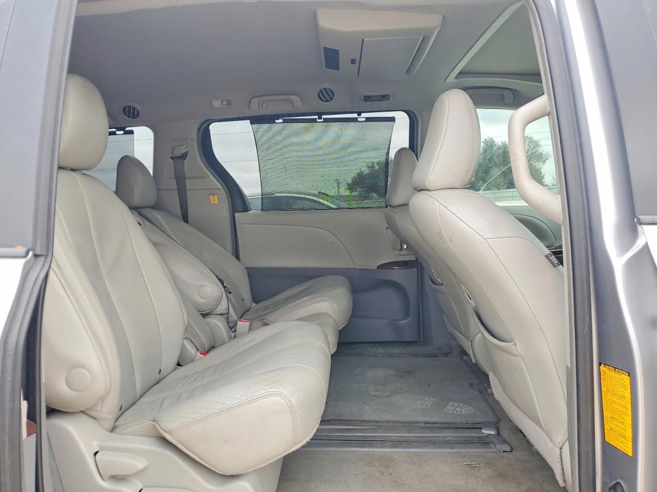 Toyota Sienna Xle
