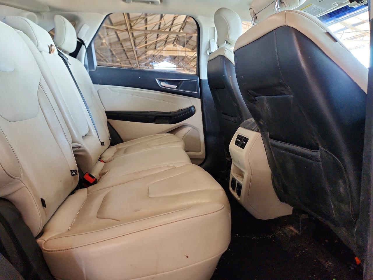 Ford Edge Titanium