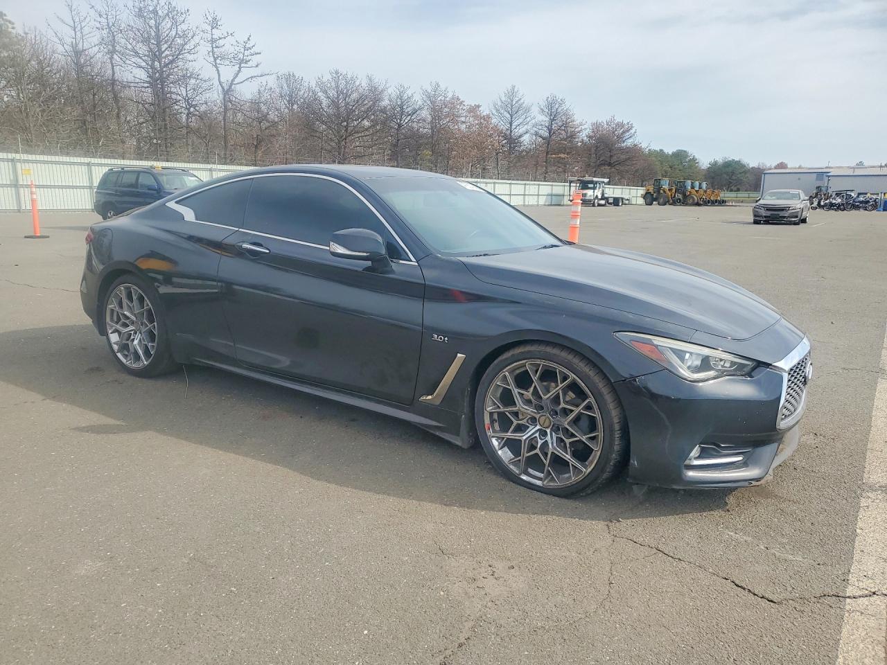 INFINITI Q60 3.0t Premium