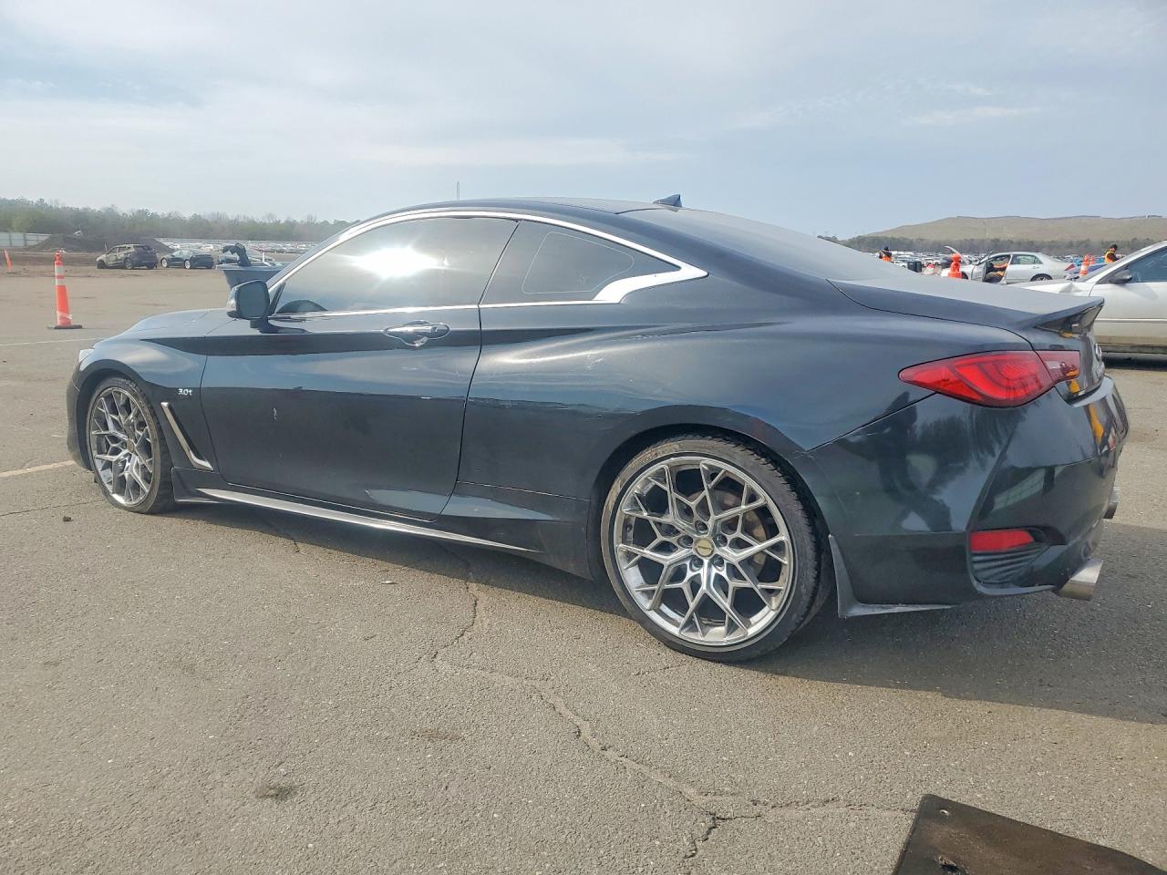INFINITI Q60 3.0t Premium