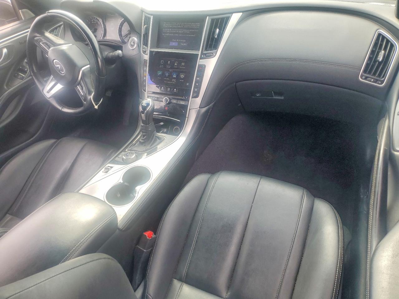INFINITI Q60 3.0t Premium