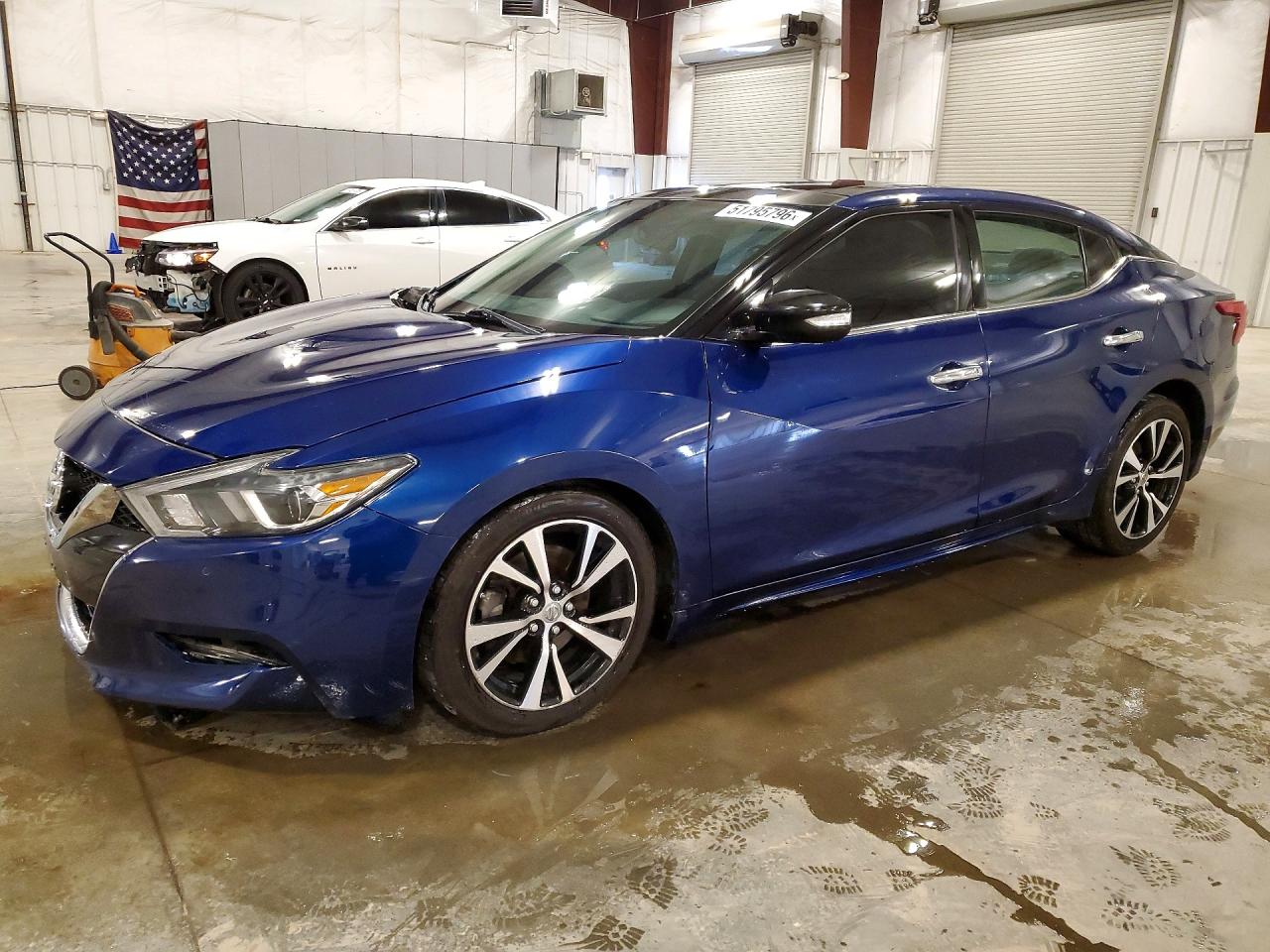Salvage Nissan Maxima Image