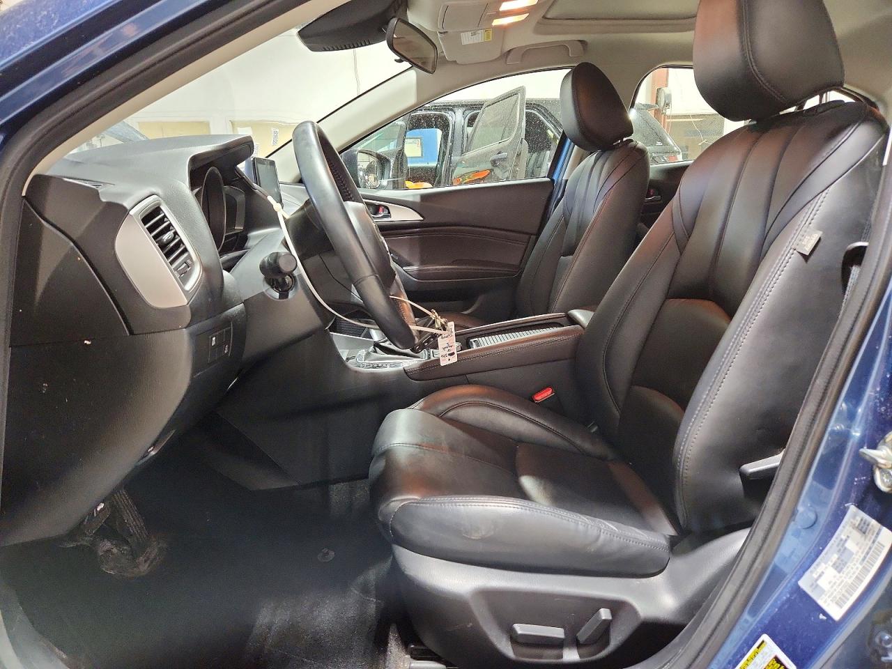 Mazda 3 Touring
