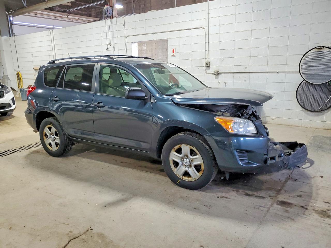 Toyota RAV4 Base