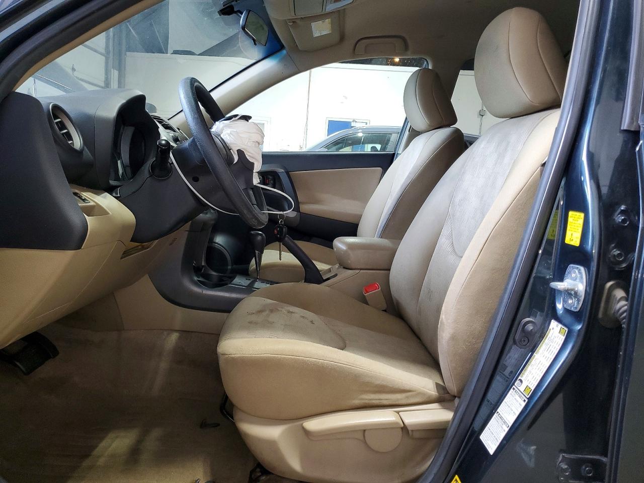 Toyota RAV4 Base
