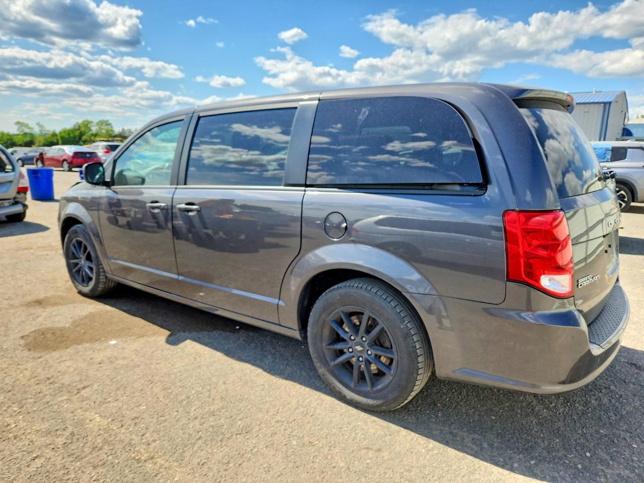 Dodge Caravan Sxt