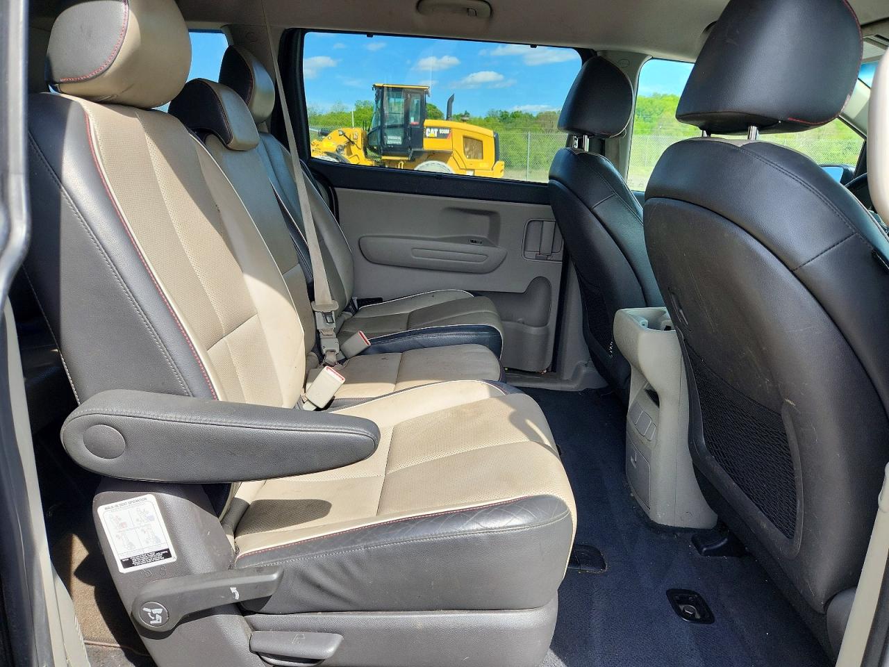 Kia Sedona Lx