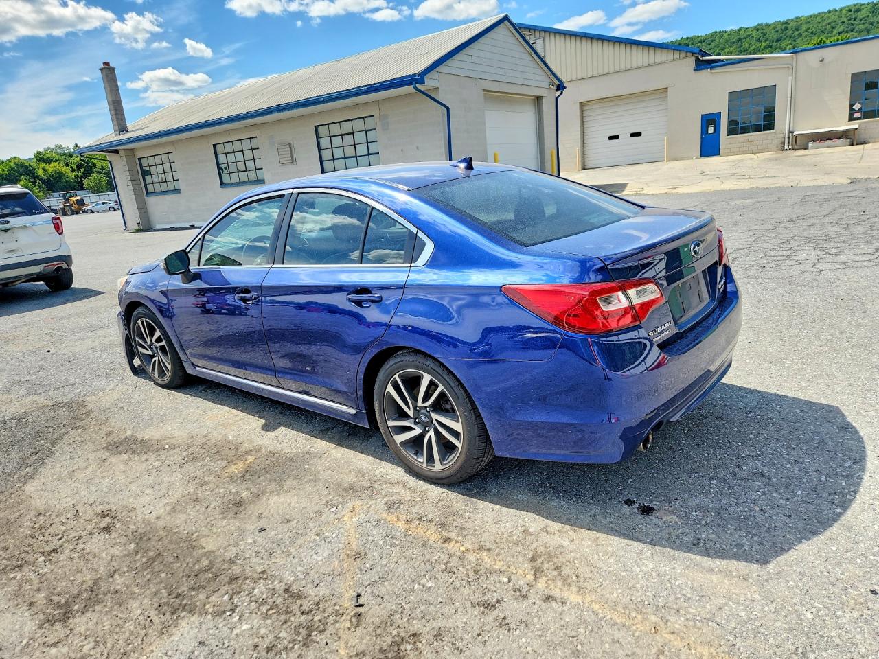 Subaru Legacy Sport