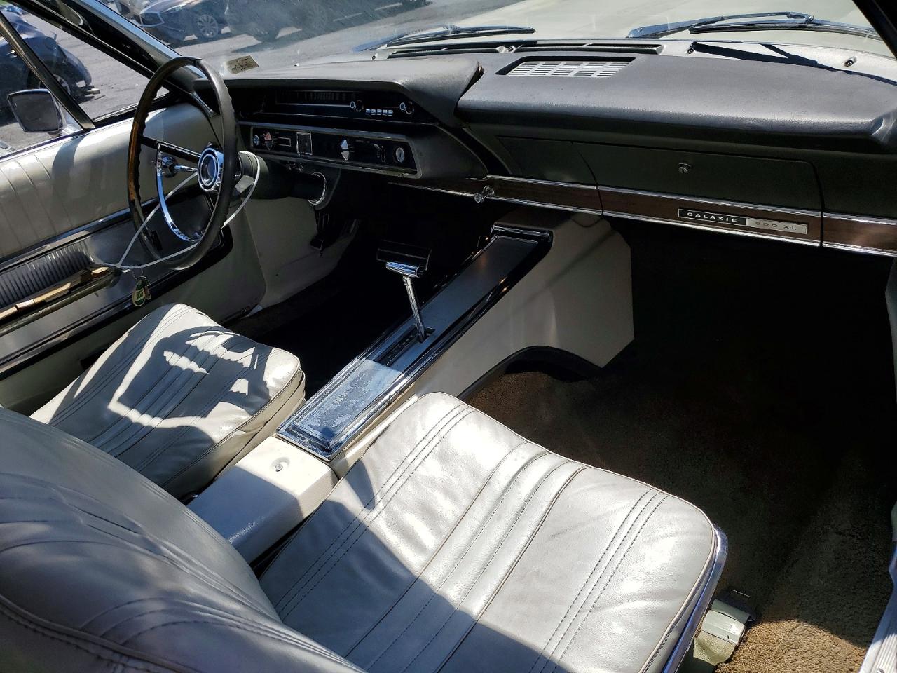 Ford Galaxie 50