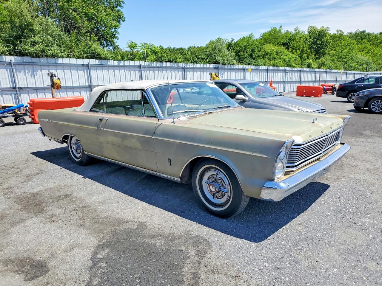 Ford Galaxie 50