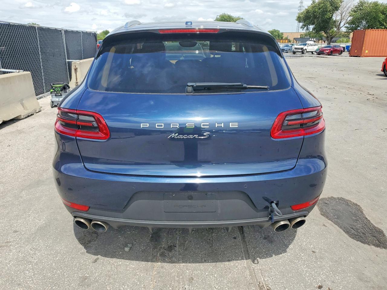 Porsche Macan S