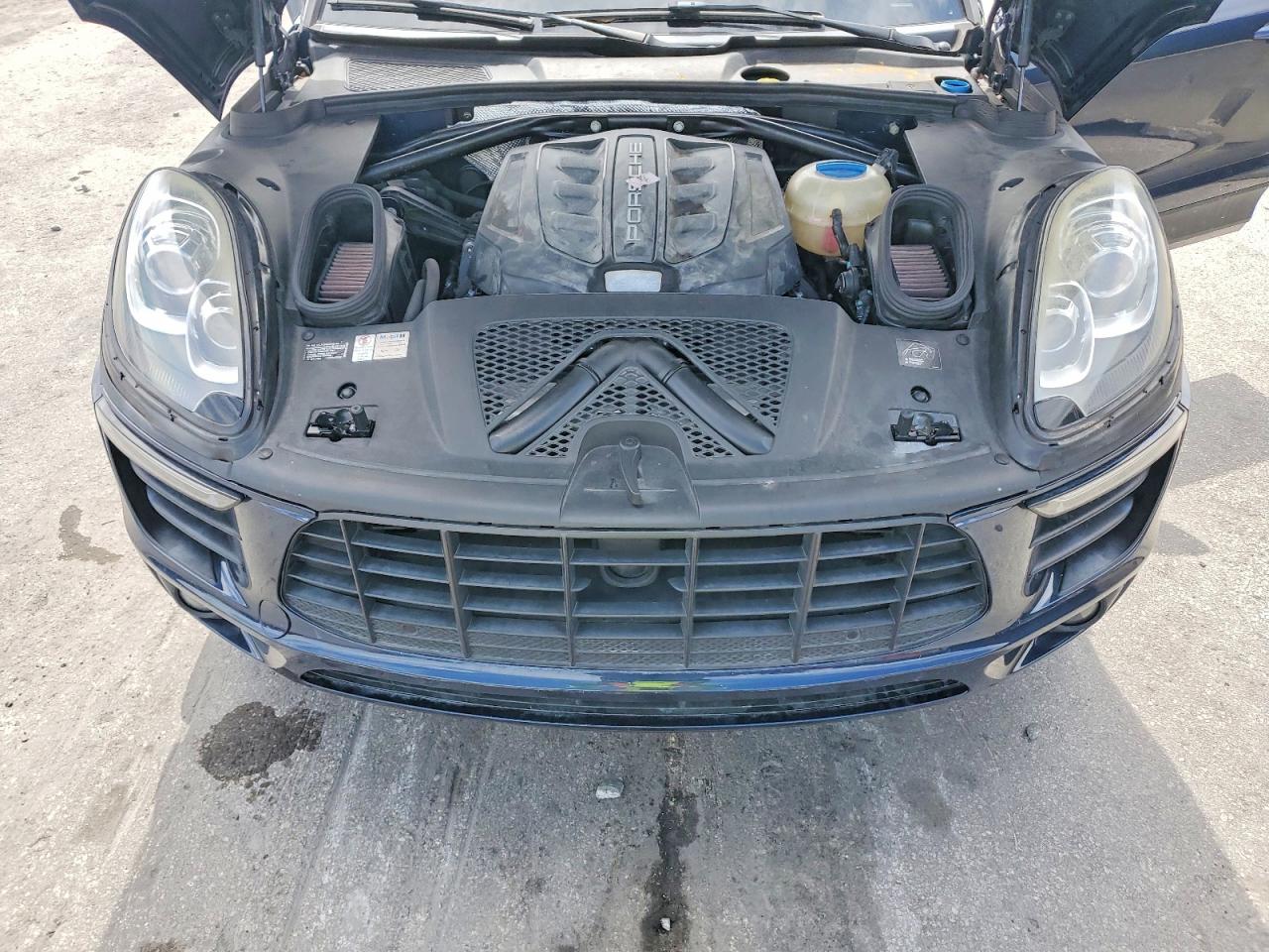 Porsche Macan S