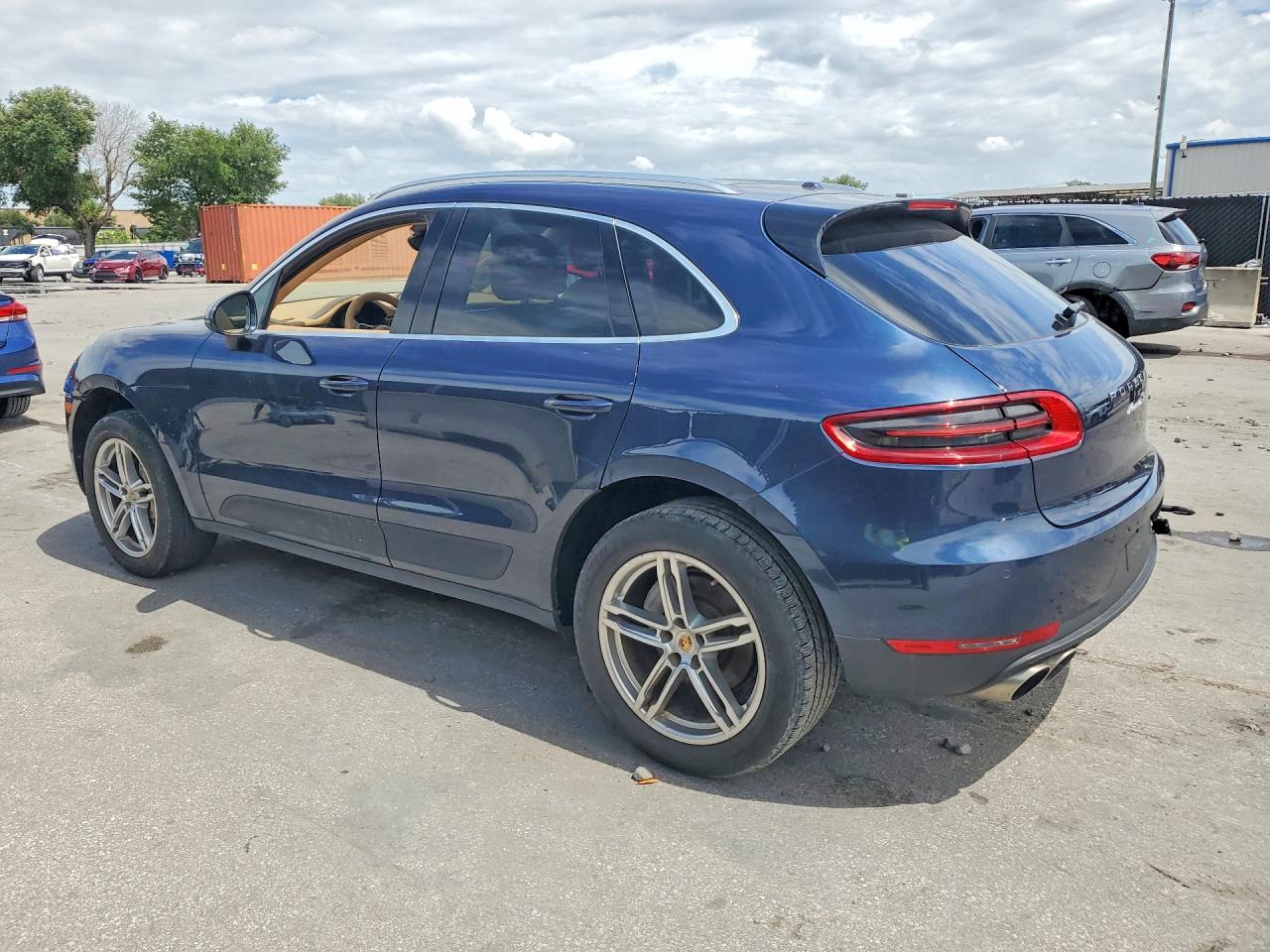Porsche Macan S