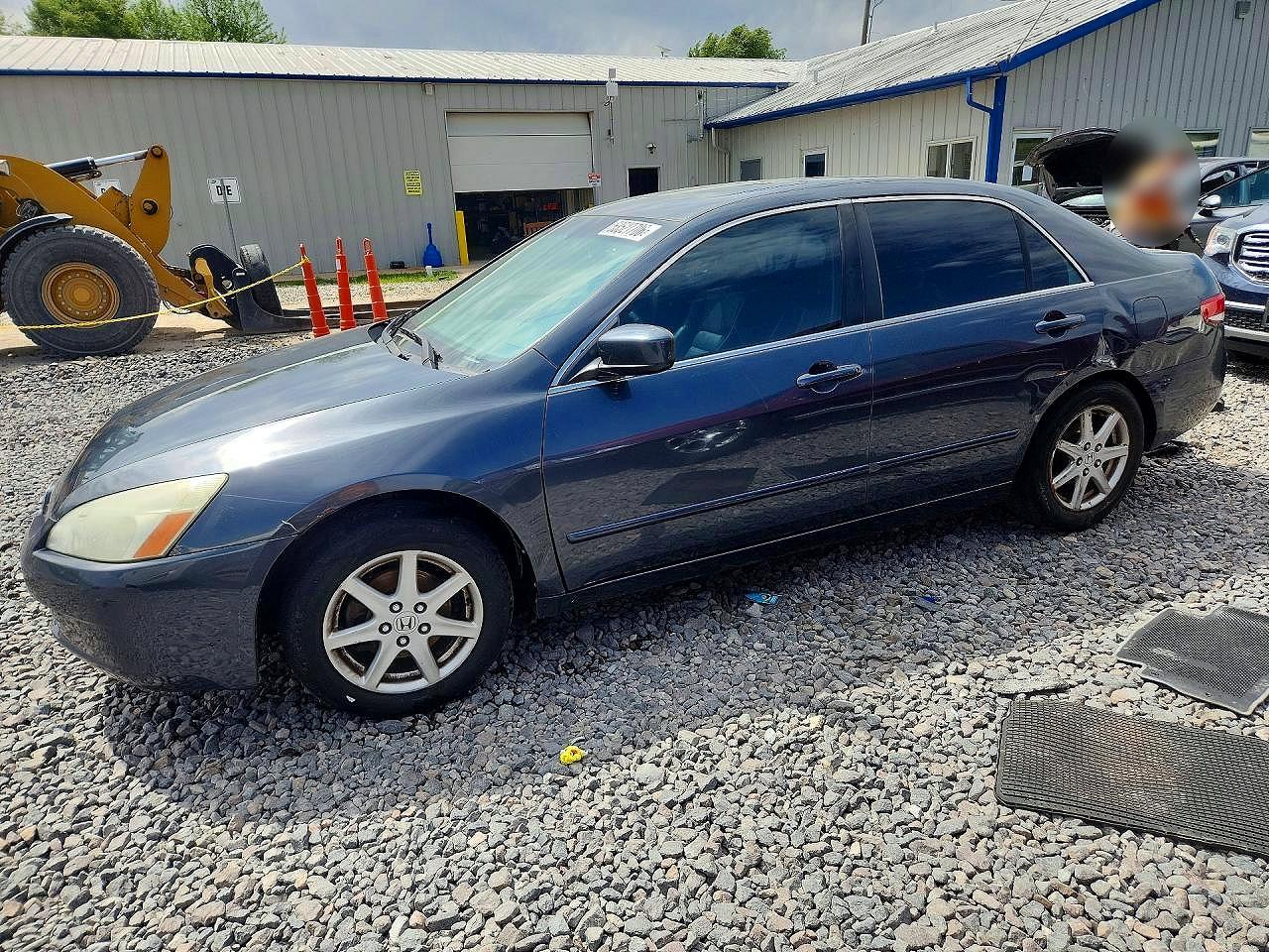 Salvage Honda Accord Image