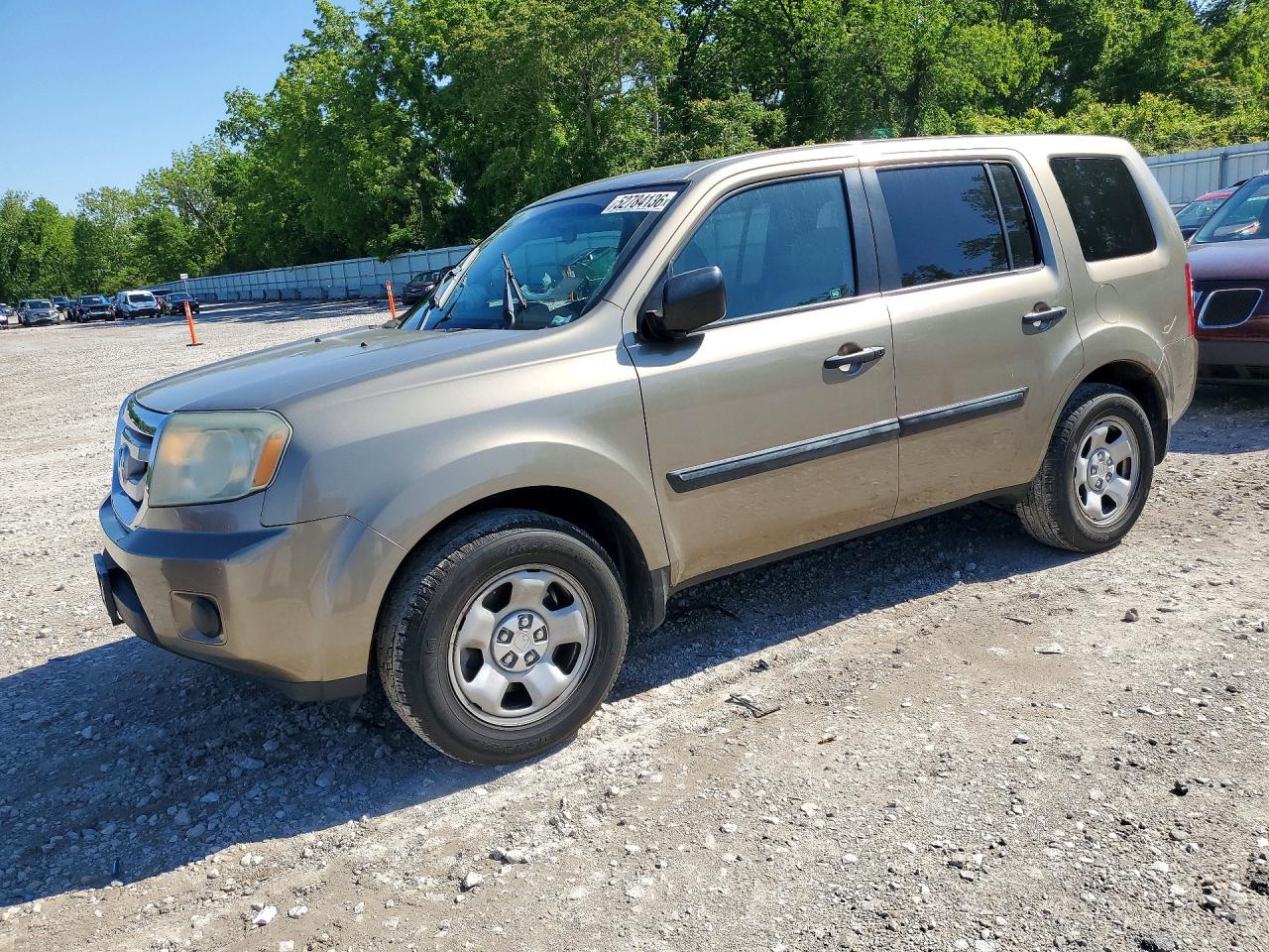 Salvage Honda Pilot Image