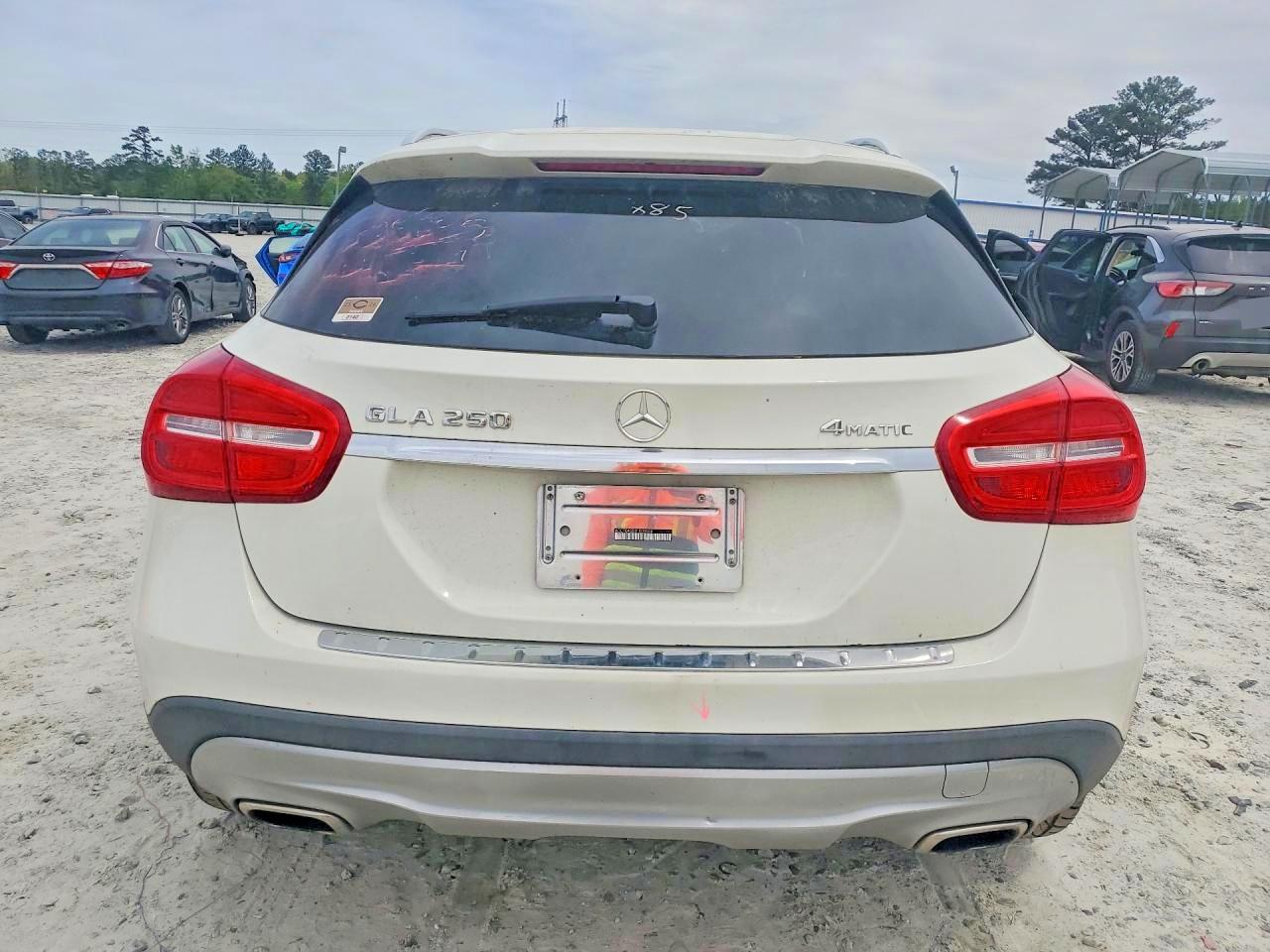 Mercedes-Benz GLA 250 4matic