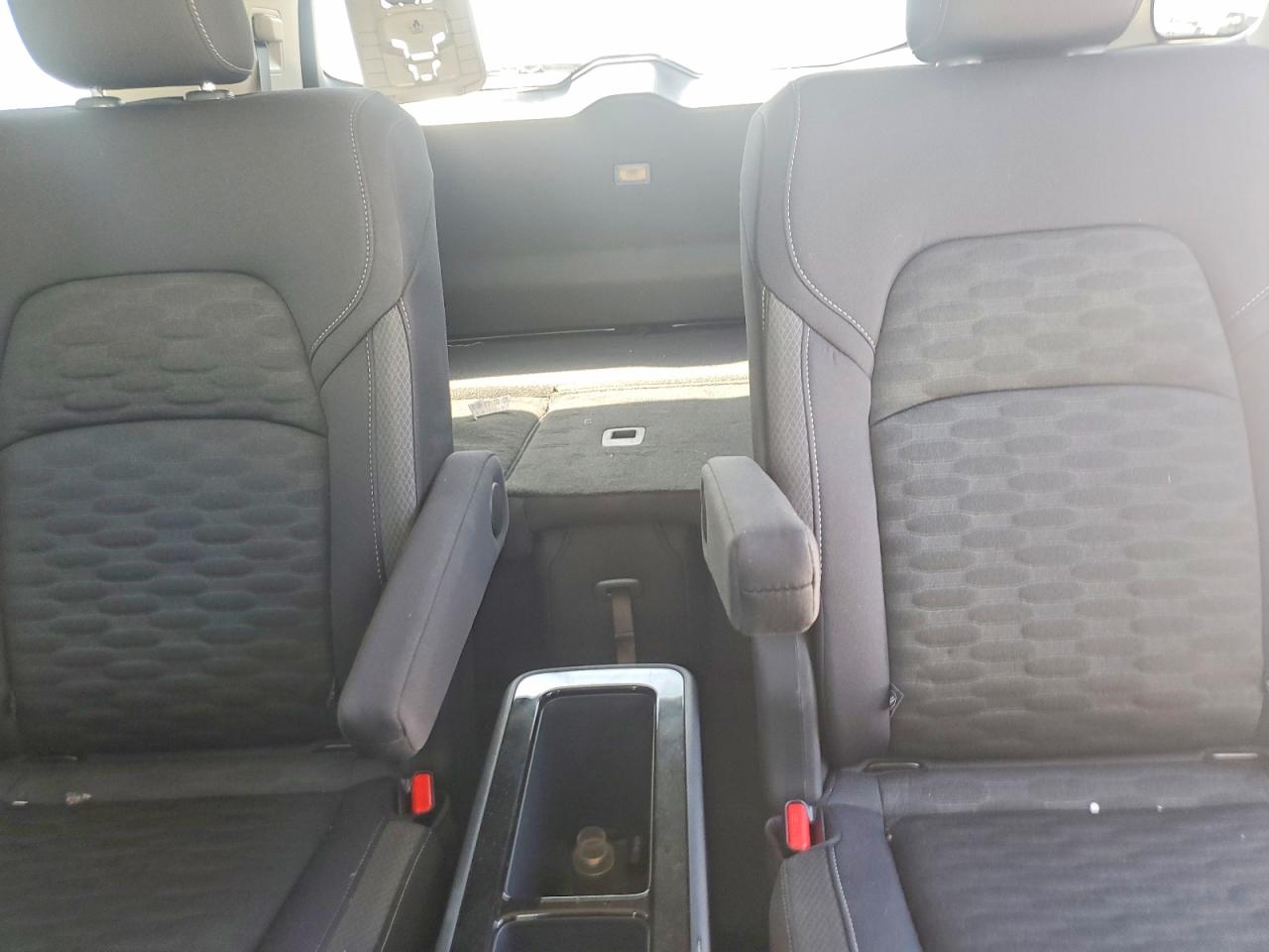 Nissan Pathfinder Sv