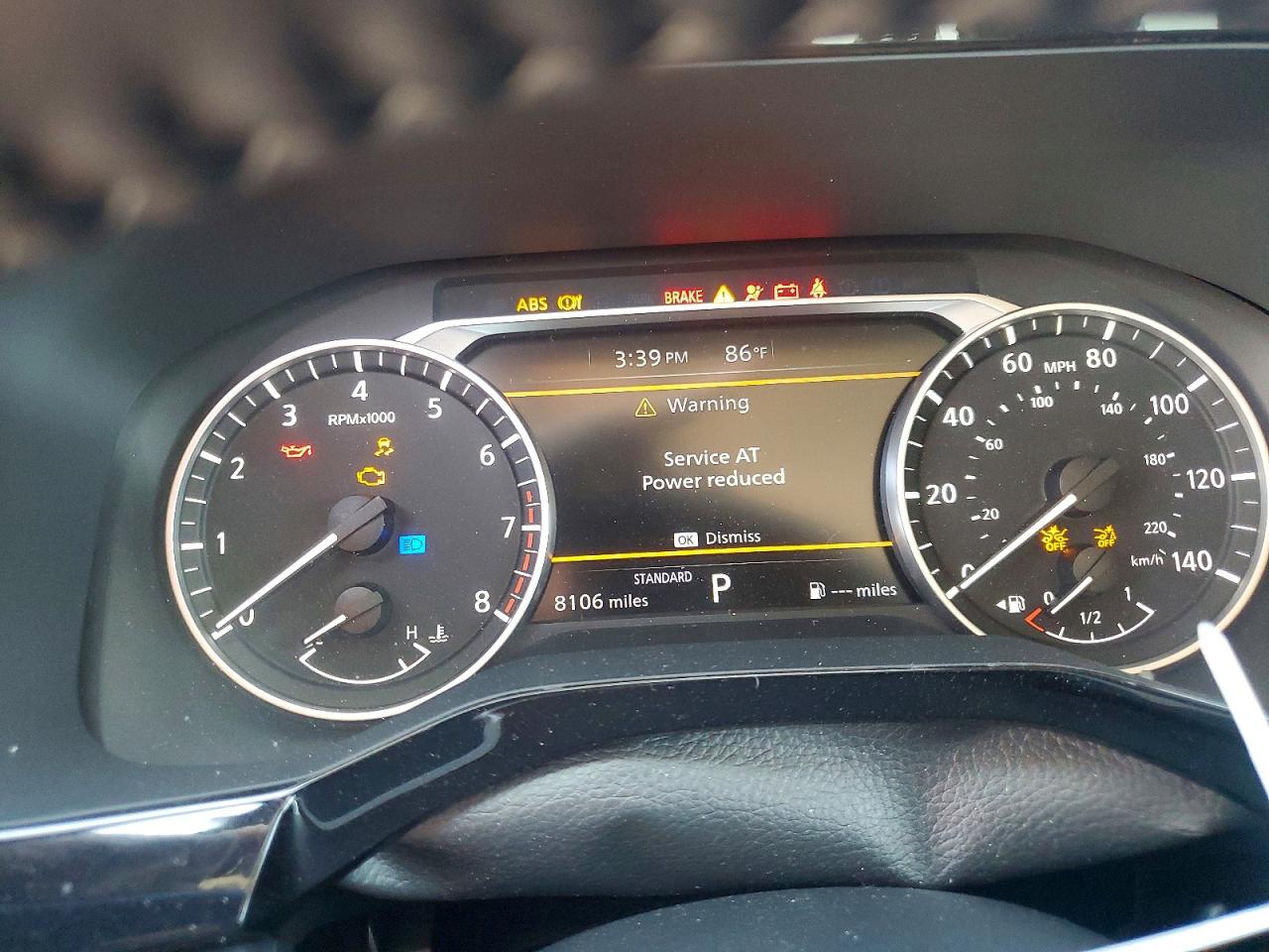 Nissan Pathfinder Sv
