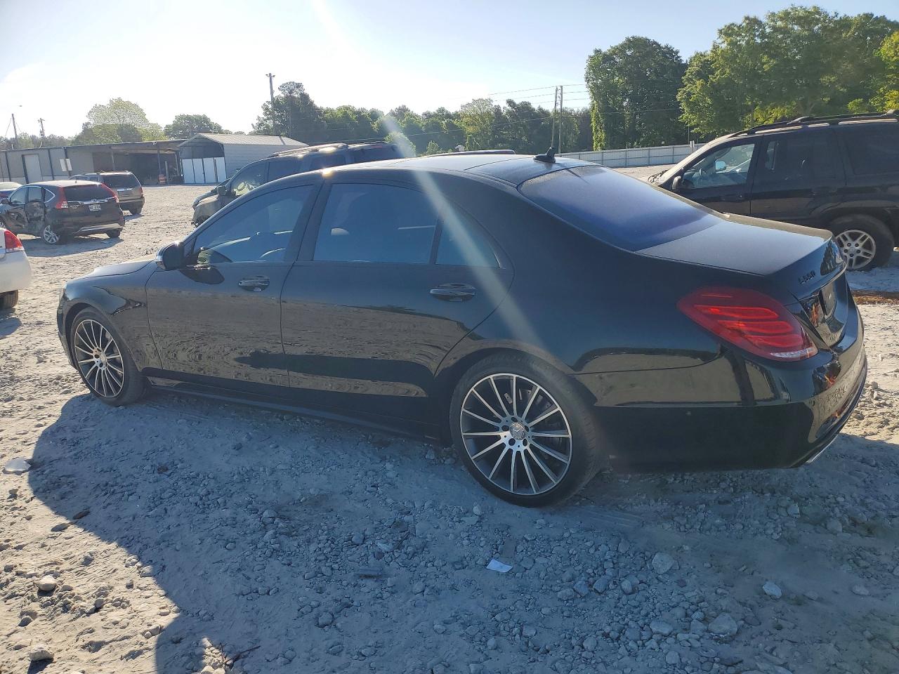 Mercedes-Benz S-Class 550