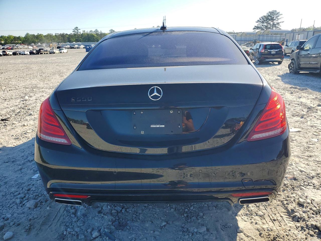 Mercedes-Benz S-Class 550
