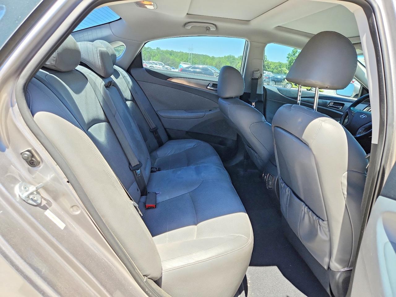 Hyundai SONATA Hybrid