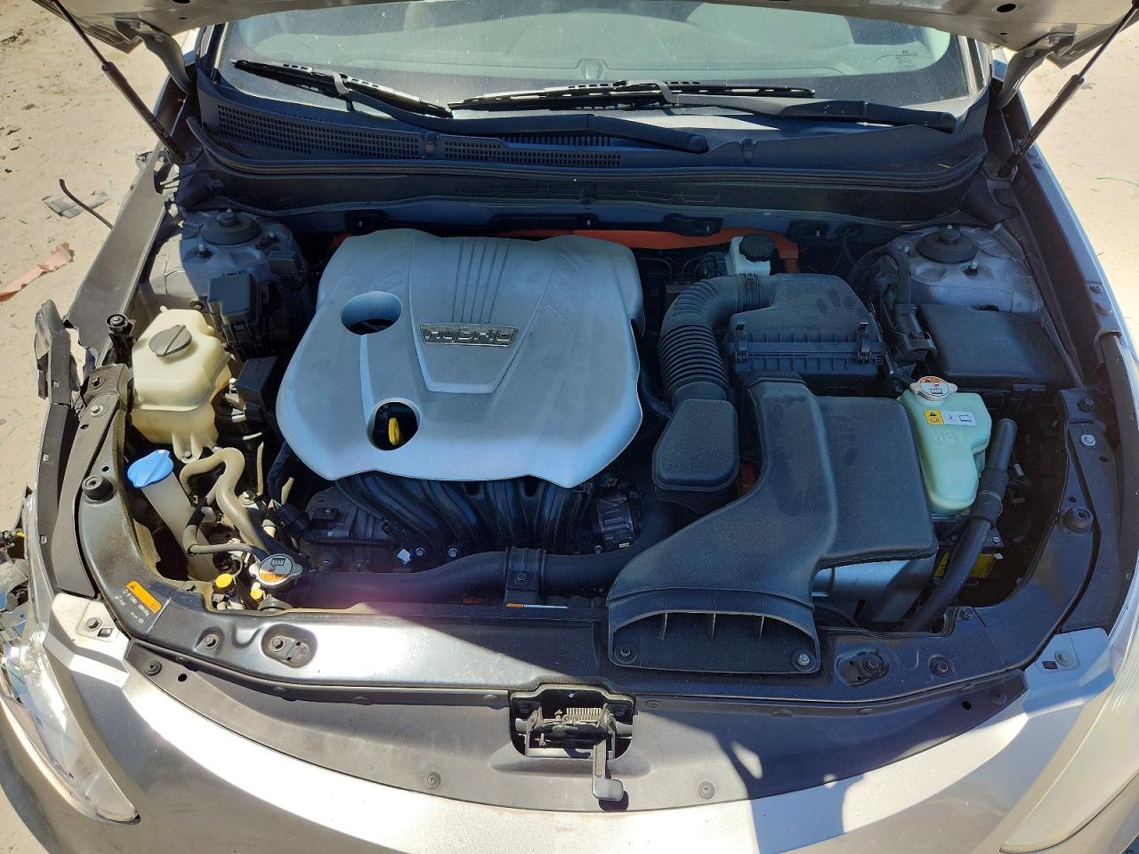 Hyundai SONATA Hybrid