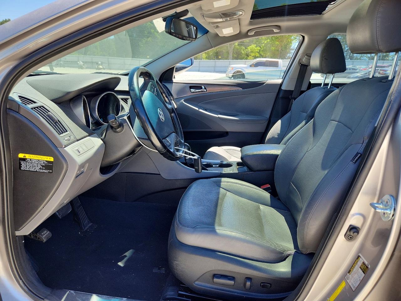 Hyundai SONATA Hybrid