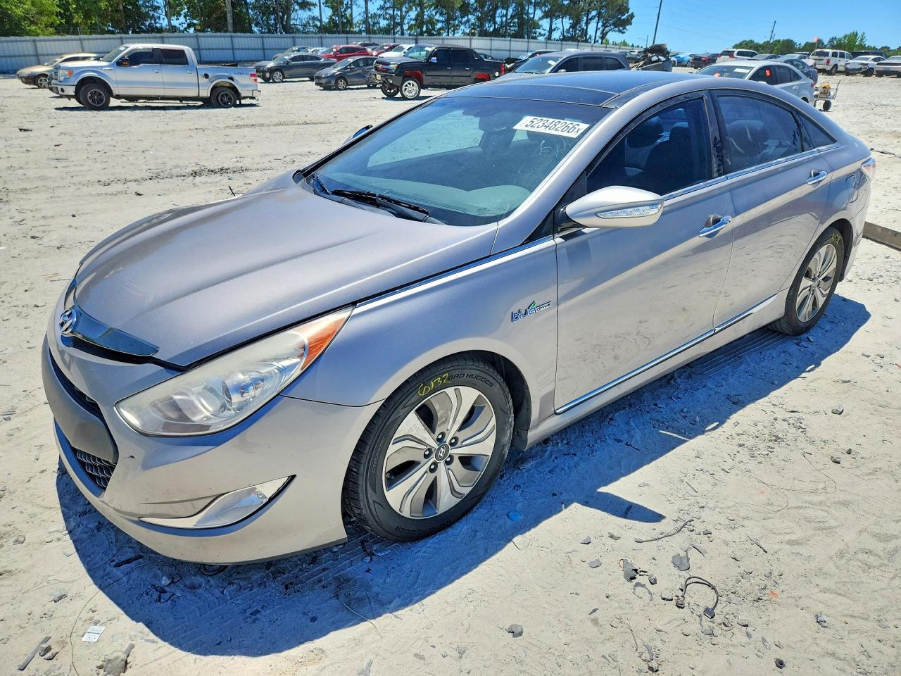 Salvage Hyundai SONATA Image