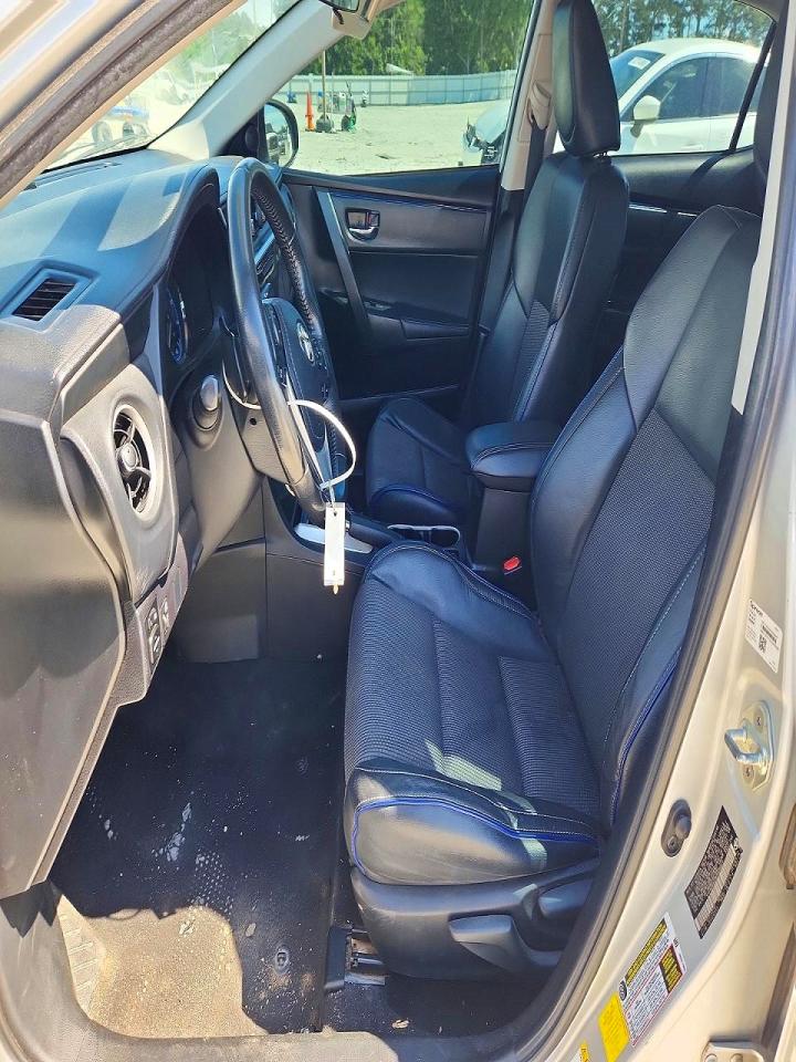 Toyota Corolla Se