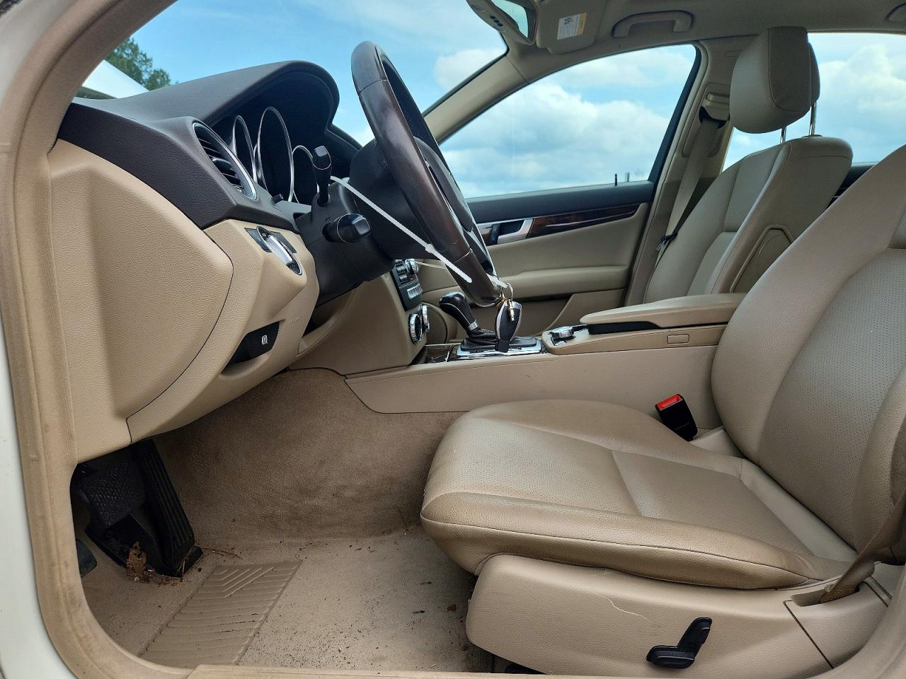 Mercedes-Benz C-Class 250