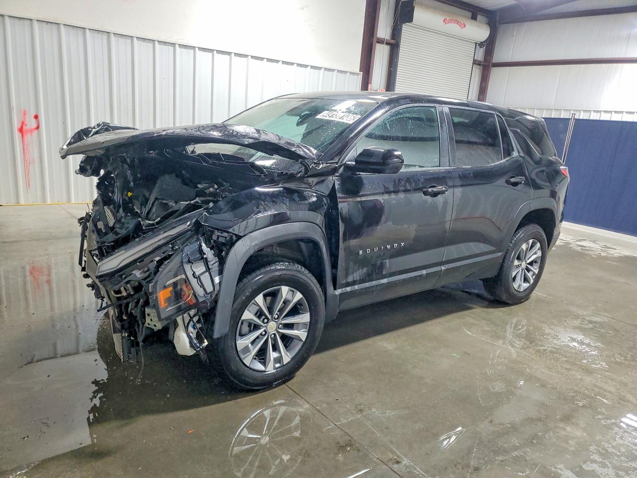 Salvage Chevrolet Equinox Image