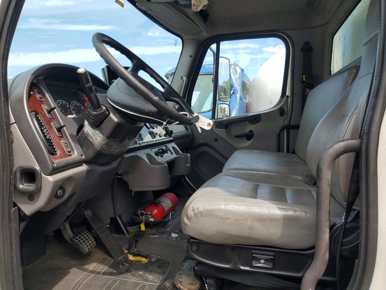 Freightliner M2
