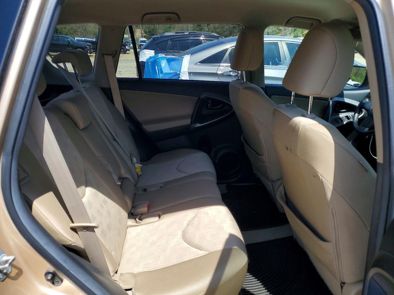 Toyota RAV4 Base