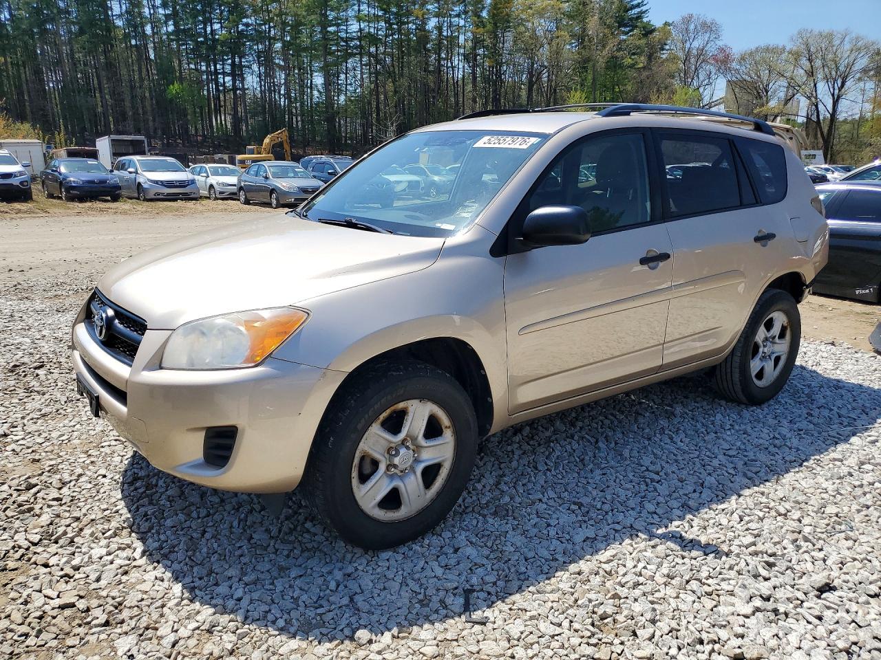 Salvage Toyota RAV4 Image