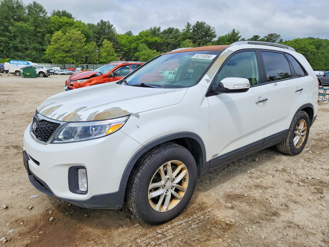 Salvage Kia Sorento Image