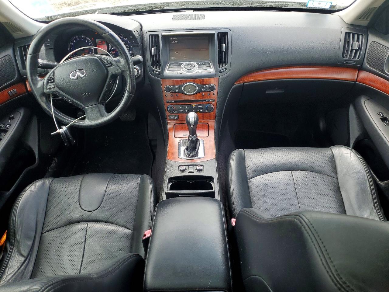 INFINITI G37 X