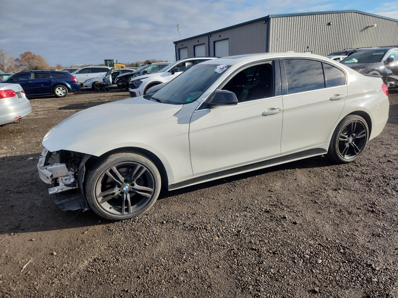 Salvage BMW 3 Series Image
