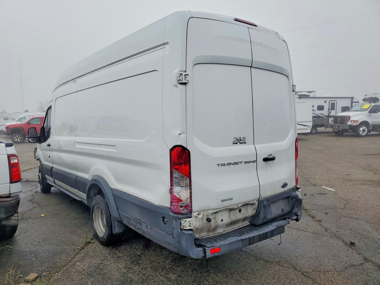Ford Transit T-350
