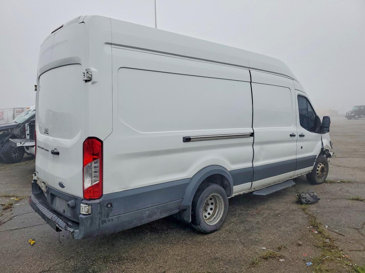 Ford Transit T-350
