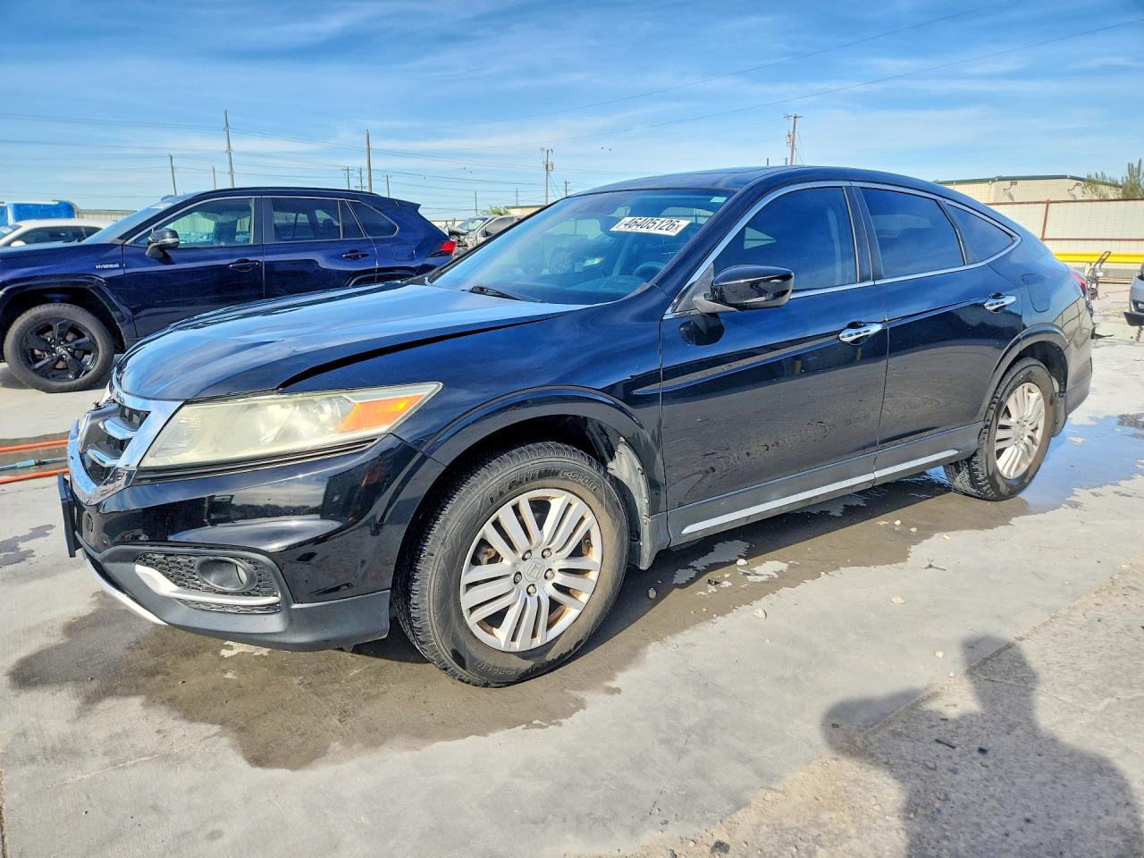 Salvage Honda Crosstour Image