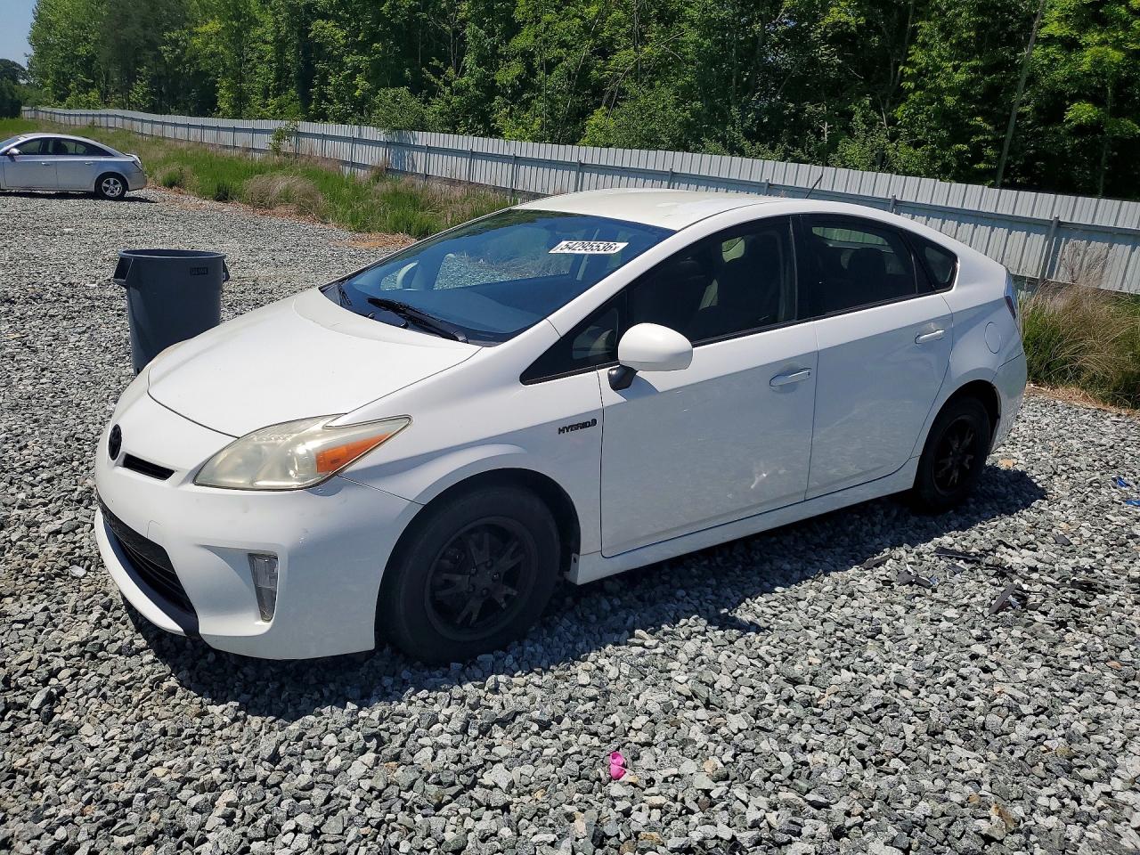 Salvage Toyota Prius Image