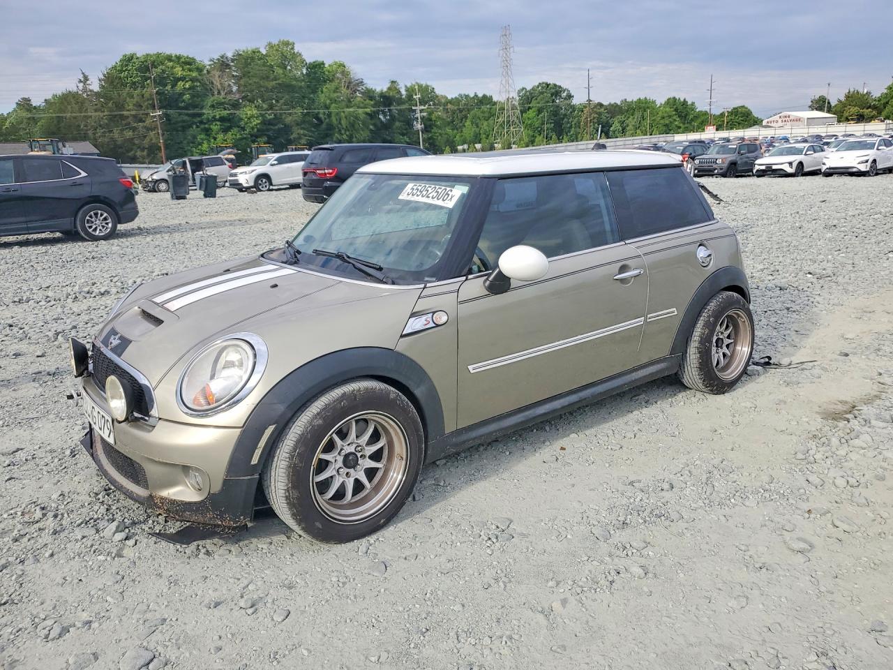Salvage MINI Cooper Image