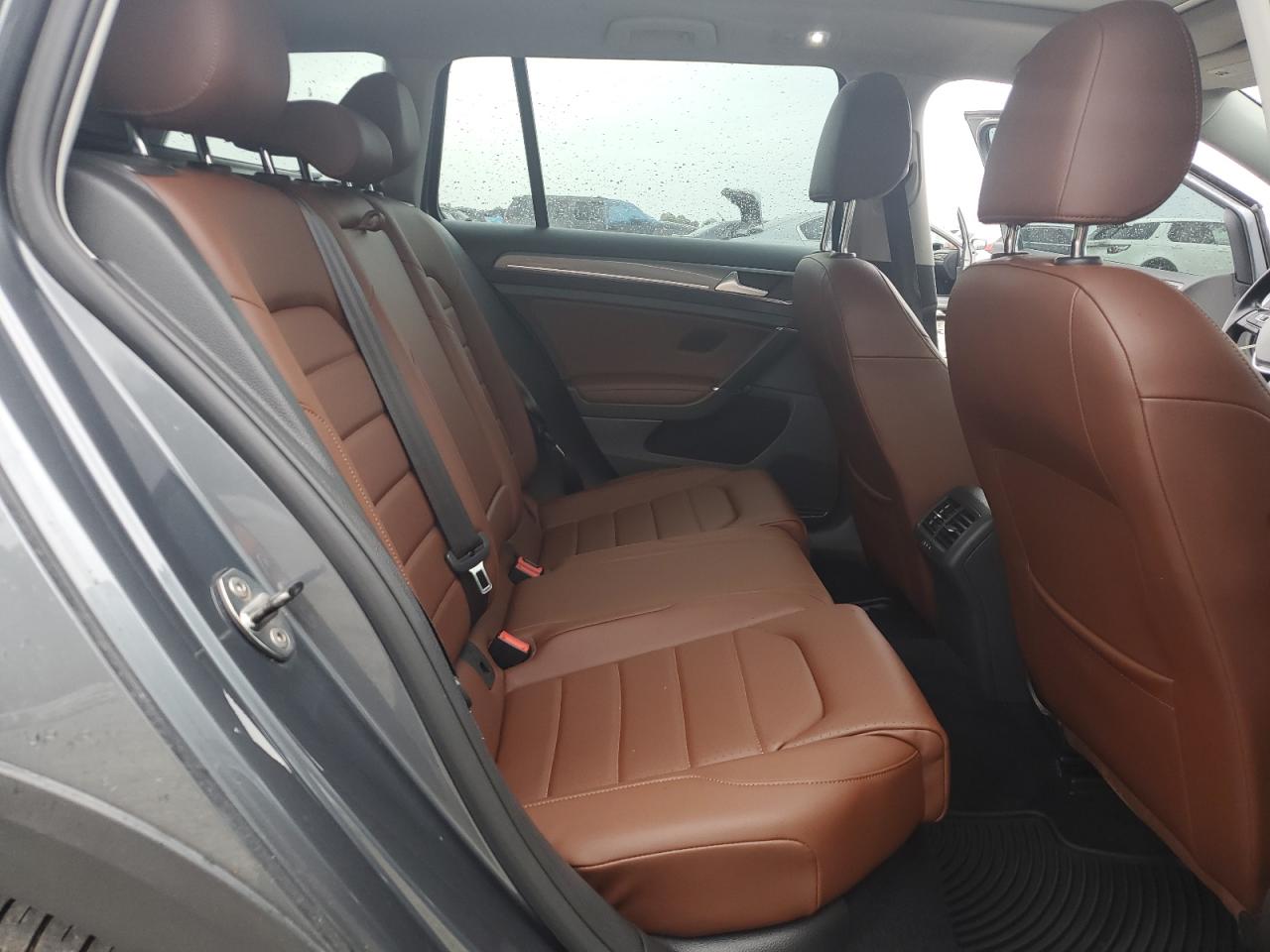 Volkswagen Golf S