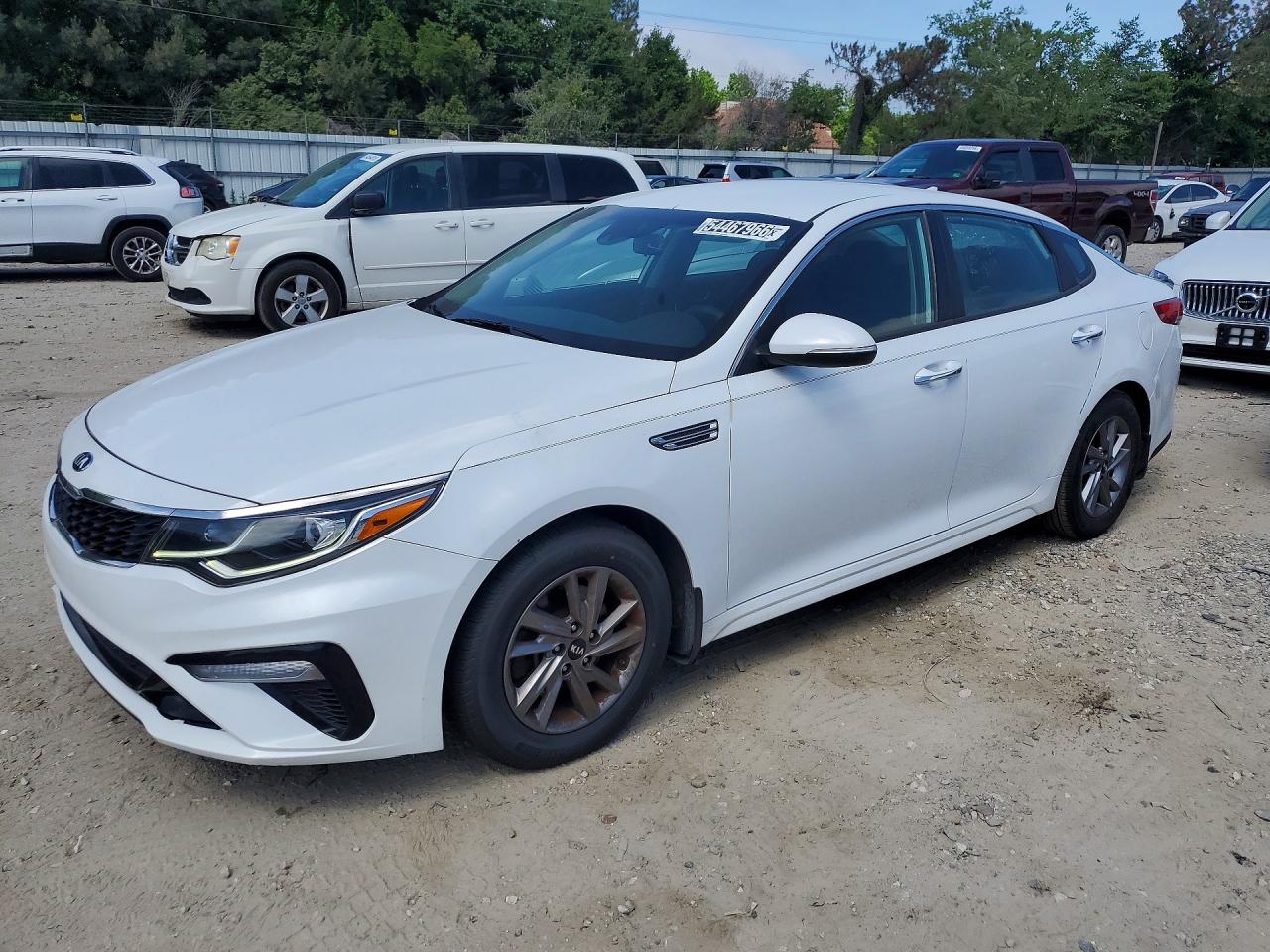 Salvage Kia Optima Image