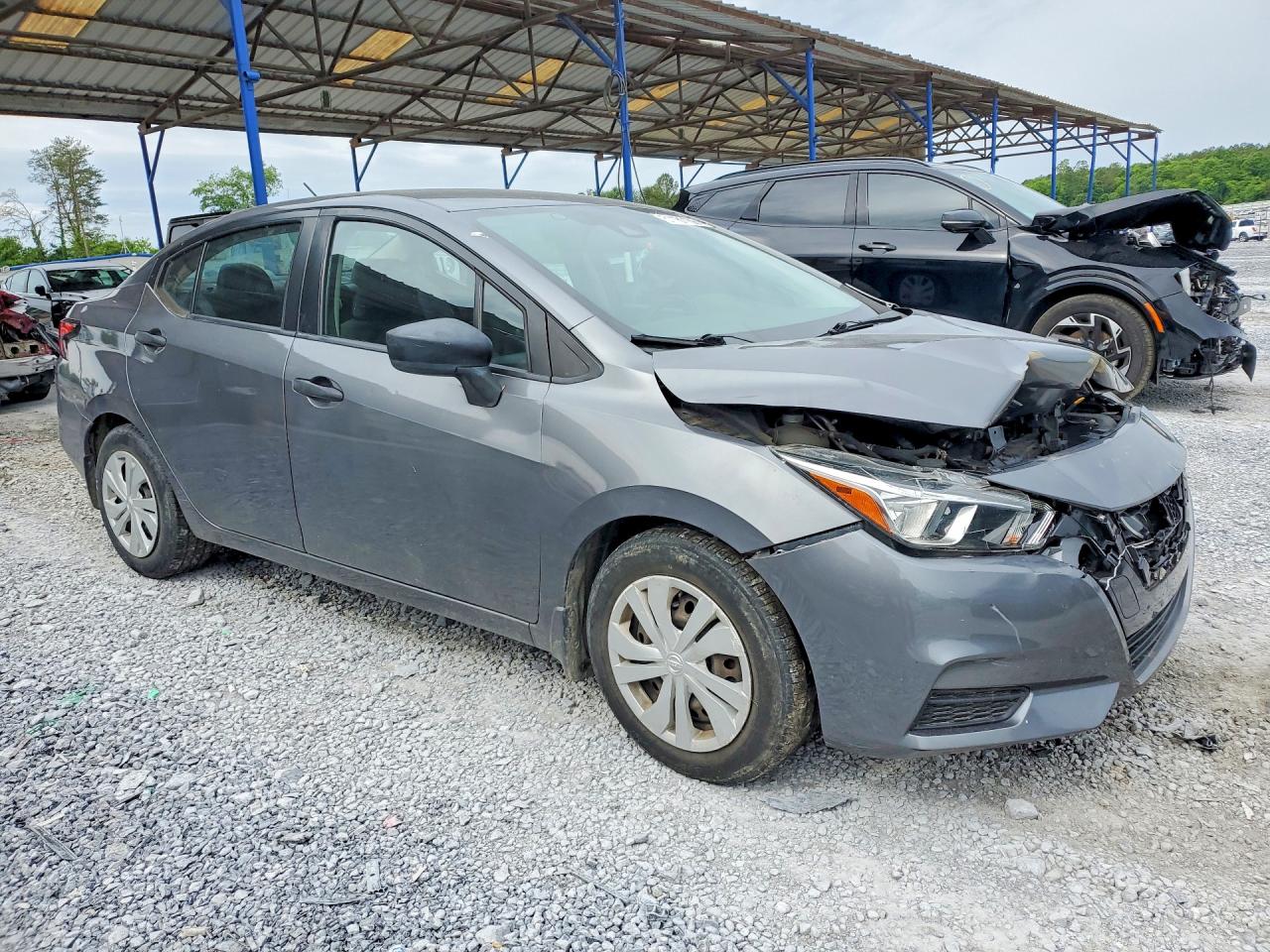 Nissan Versa S