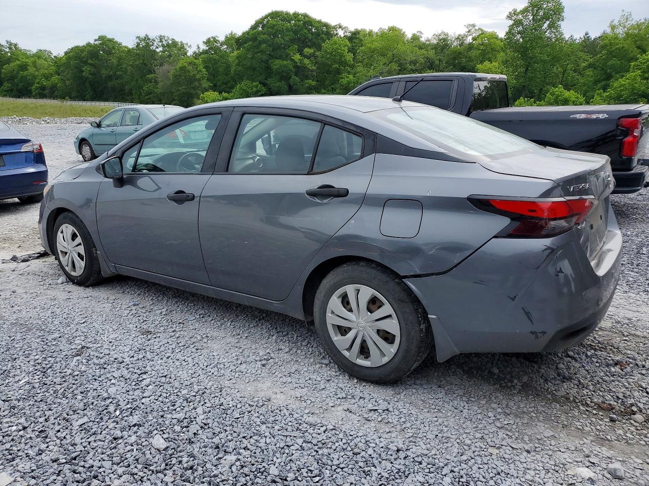 Nissan Versa S