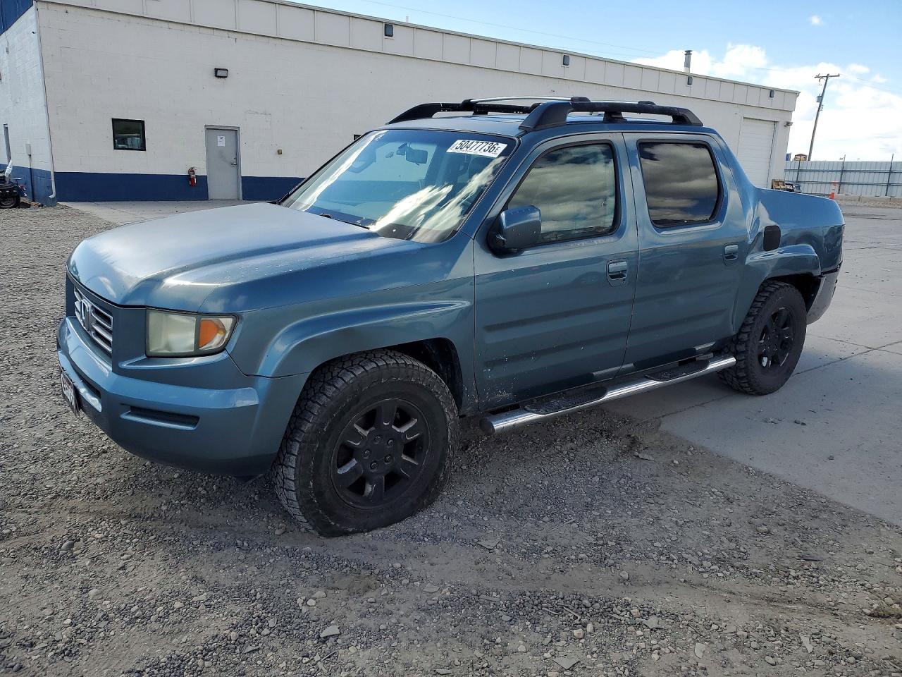 Salvage Honda Ridgeline Image