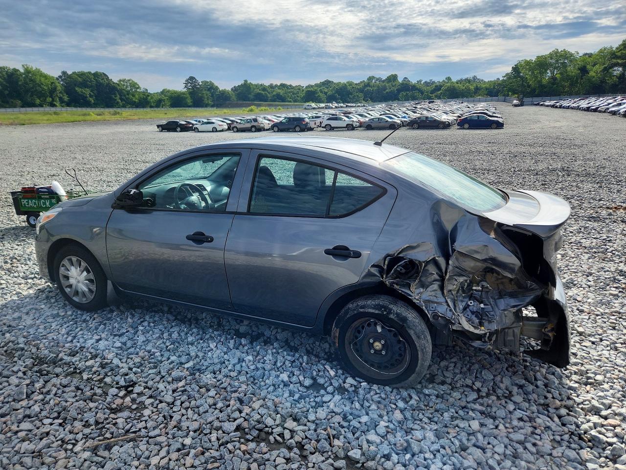 Nissan Versa S Plus